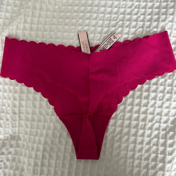 Brand New with Tag - Victoria’s Secret panties (5) - Picture 11 of 11